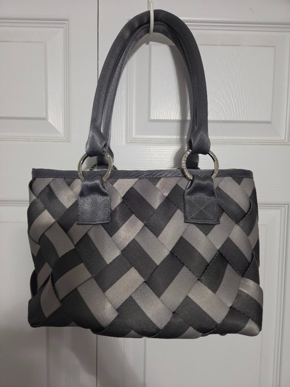 Harveys Seatbelt Bag - Grey & Charcoal Plaza Woven Tote